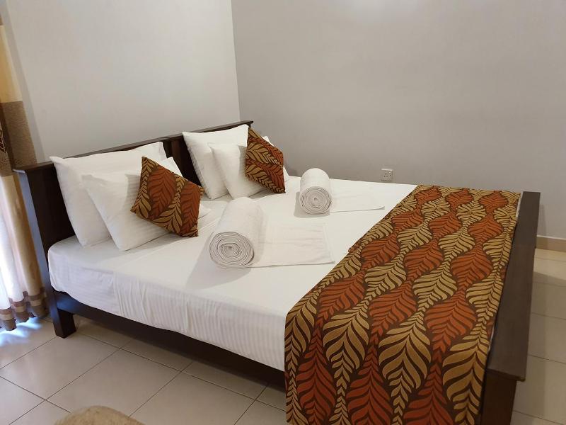 A and D Holiday Inn - image 14