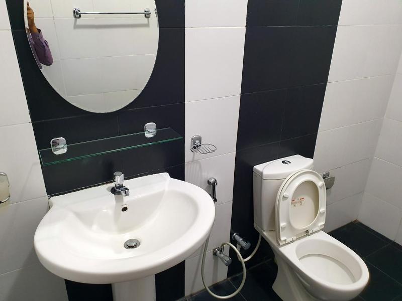 A and D Holiday Inn - image 47
