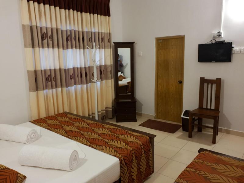 A and D Holiday Inn - image 46