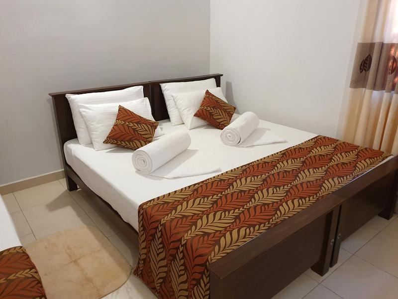A and D Holiday Inn - image 44