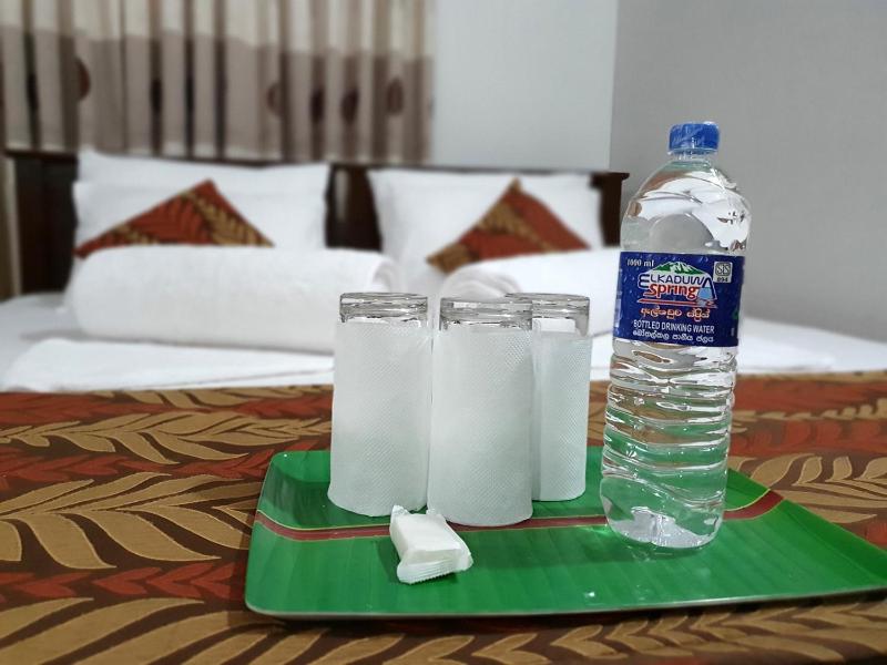 A and D Holiday Inn - image 29