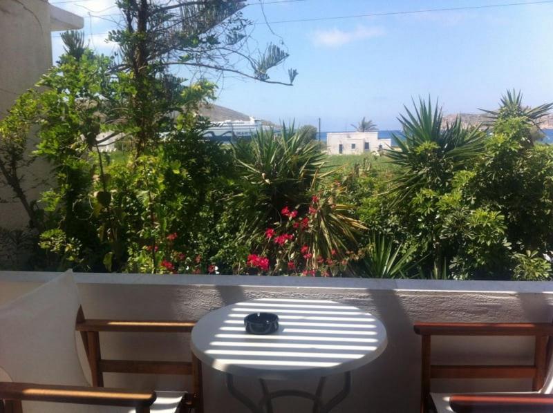 Double Room with Sea View image 1