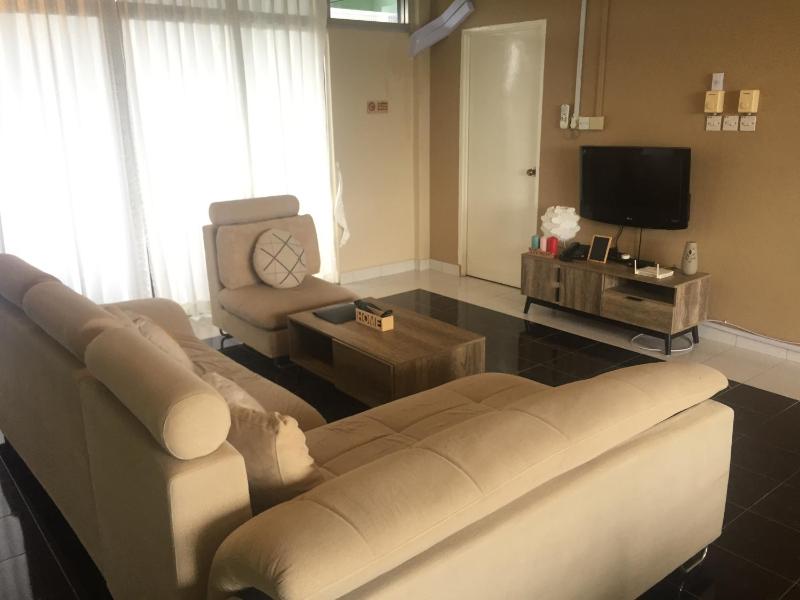3BR Apartment at Kumbang Pasang BSB - image 1
