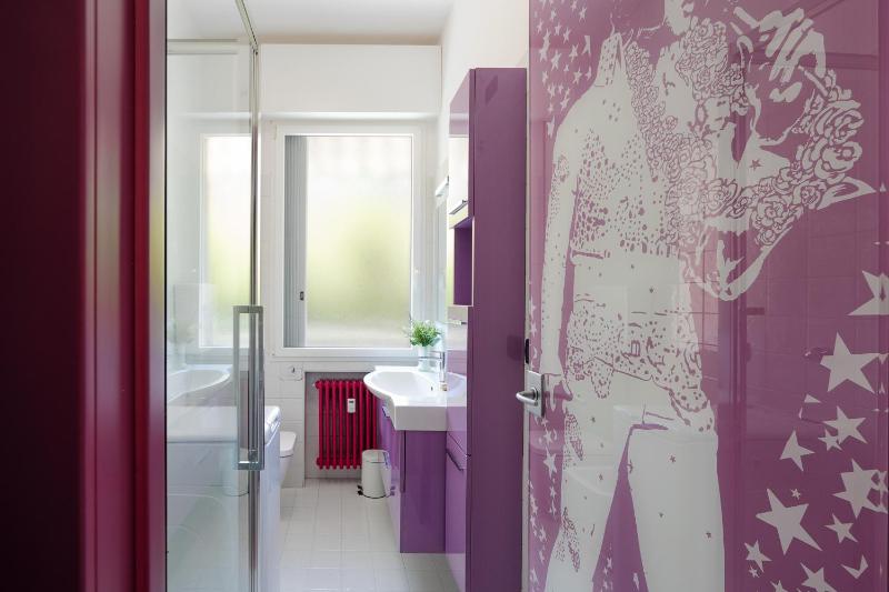 GuestHost - Sant'Orsola Colorful Huge Apartment - image 14