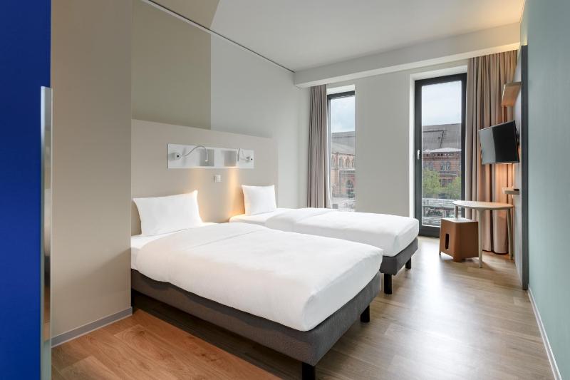 ibis budget Bremen City Center - image 22