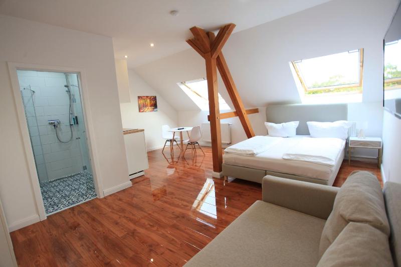 Zollikof Aparts - Sauna & Studioapartments - image 40