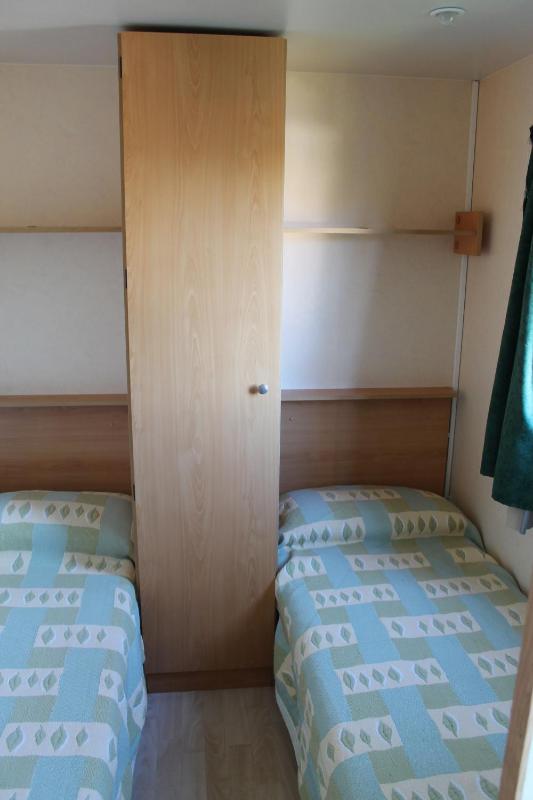 Bungalow (2-4 Adults) No Terrace image 4