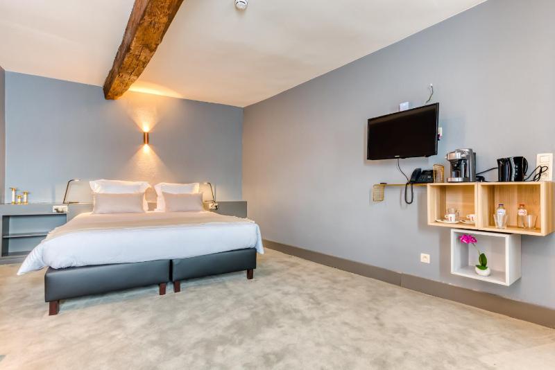 Deluxe Room image 1