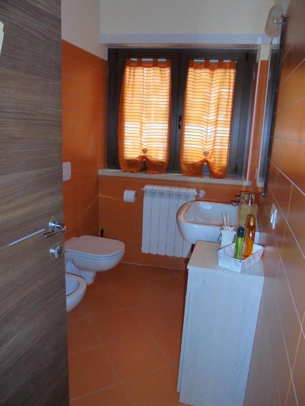 Double Room with Private Bathroom image 1