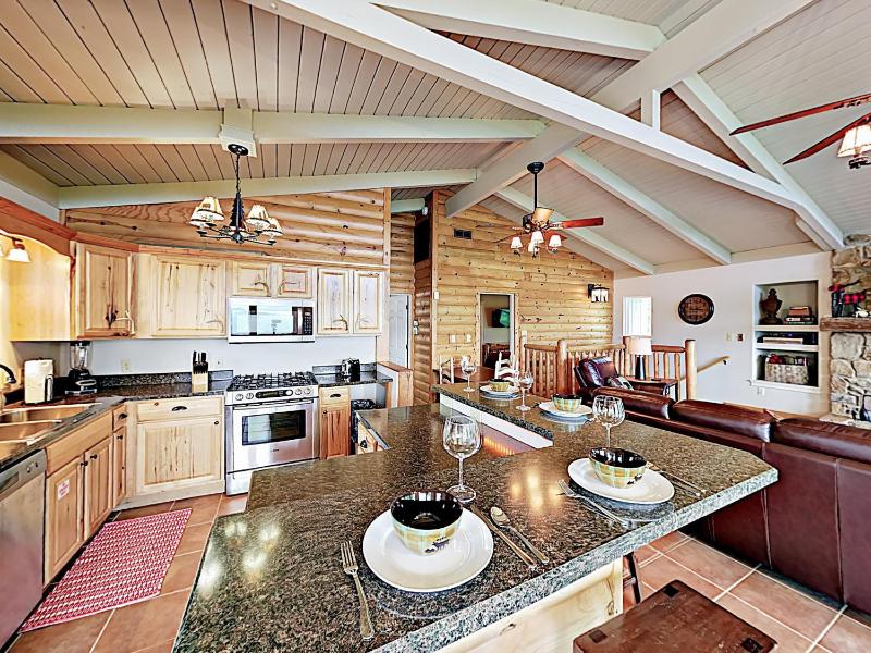 Three-Bedroom House image 2