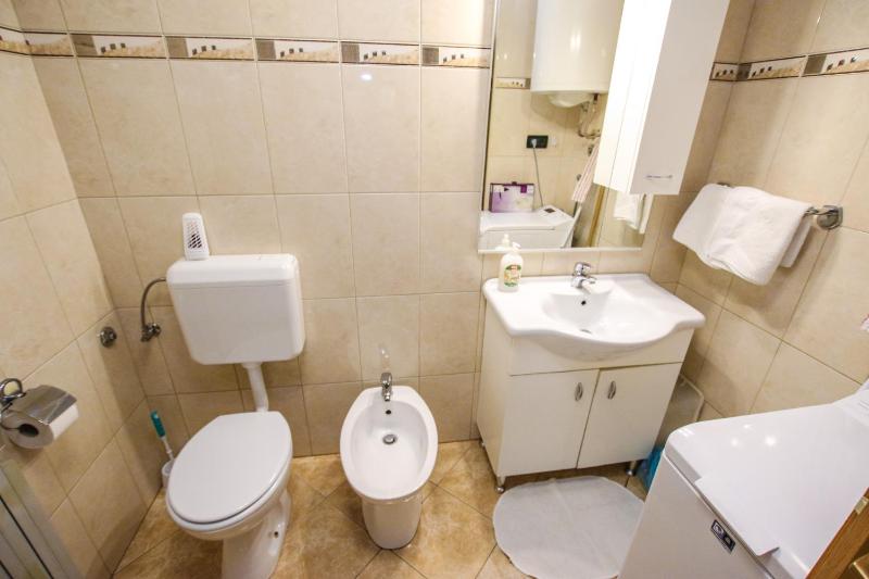 Two-Bedroom Apartment with Terrace image 4