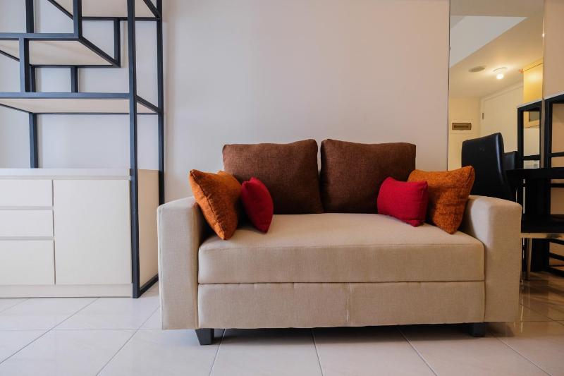 Spacious 2BR Apartment at The Springlake Summarecon Bekasi By Travelio - image 14