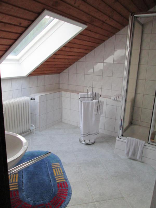 Classic Quadruple Room image 2