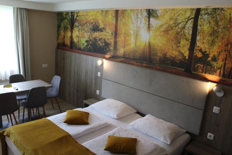 Superior Quadruple Room - Separate Entrance image 3