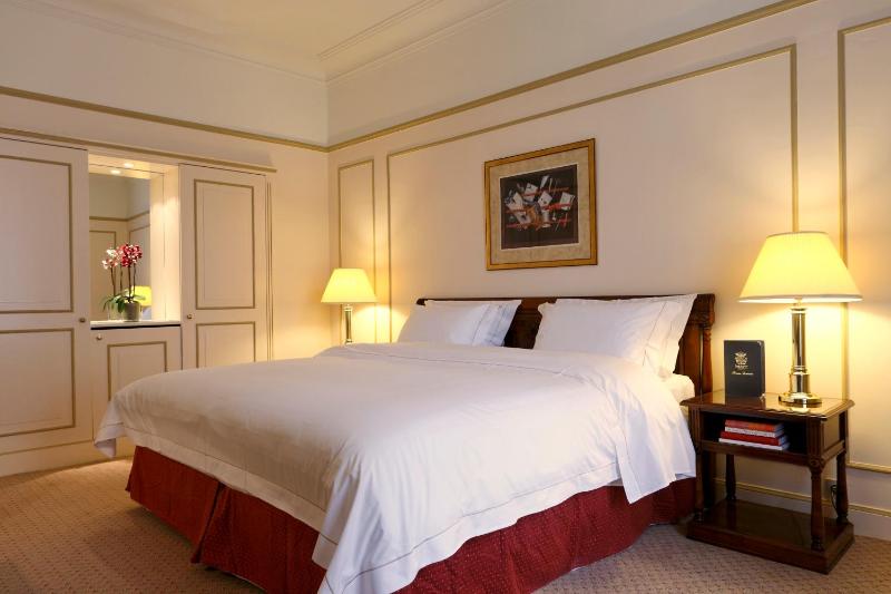 Classic Double or Twin Room image 1