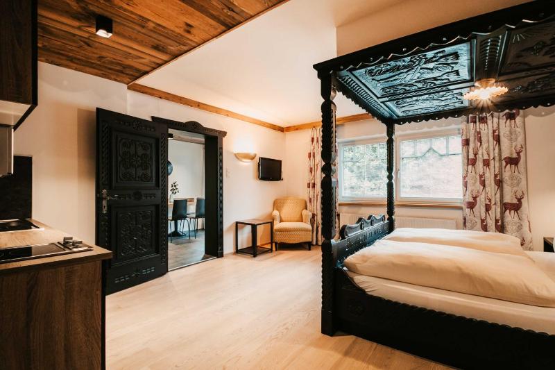 Two-Bedroom Apartment with Balcony 1 image 4
