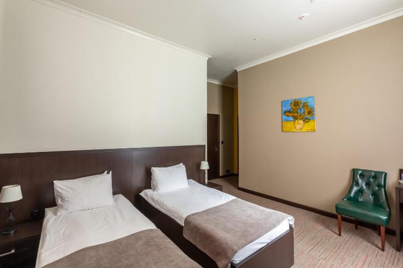 Standard Double or Twin Room image 2