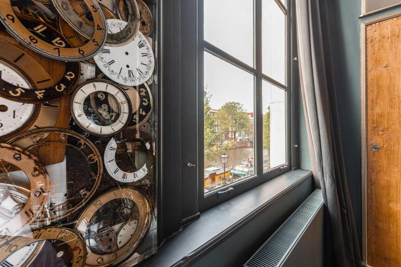 Double Room with canal view: The Clockmaker image 2