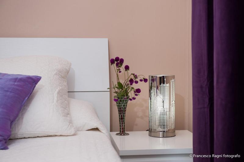 Large Double Room image 4