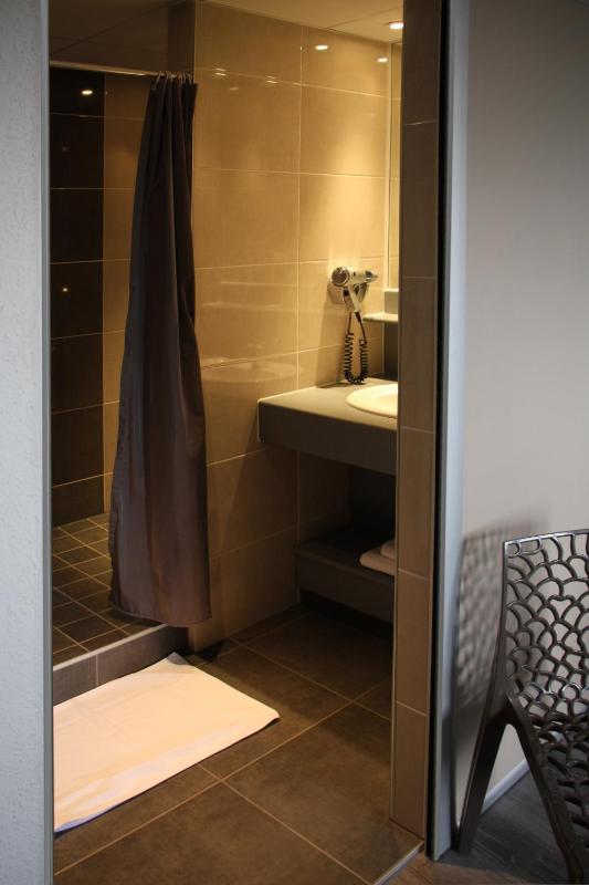 Single Room image 2