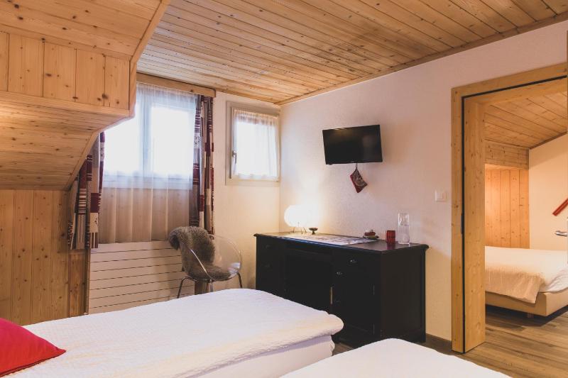 Quadruple Room image 1