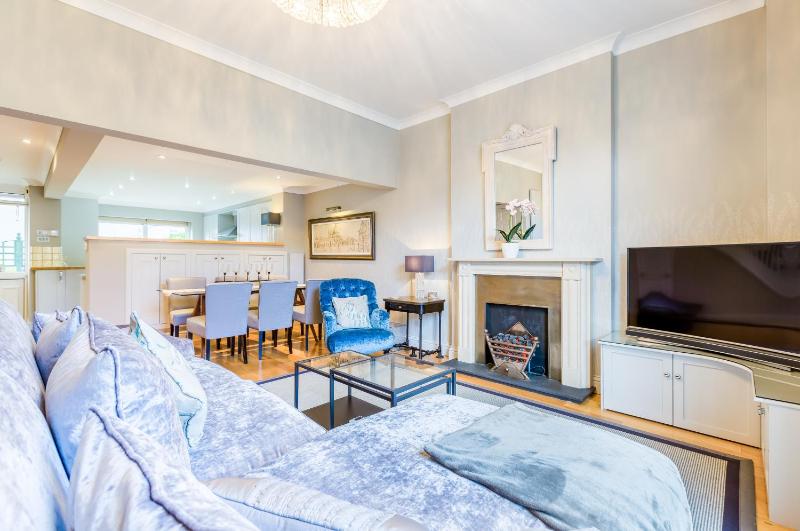 Luxury Apartments - 10 Royal Parade - image 15