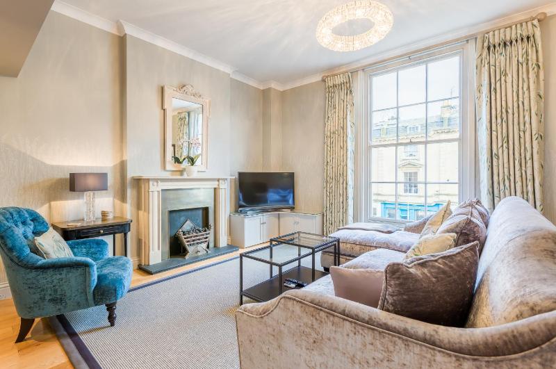 Luxury Apartments - 10 Royal Parade - image 18