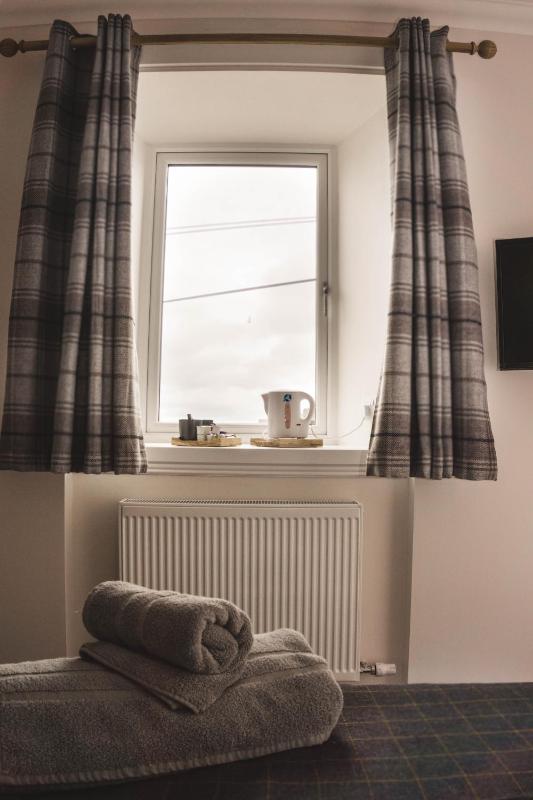 Deluxe Double Room with Sea View image 3
