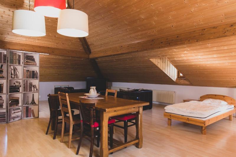 Sextuple Room image 2
