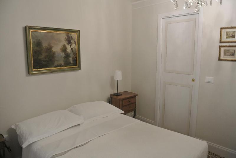 Superior Queen Room image 4