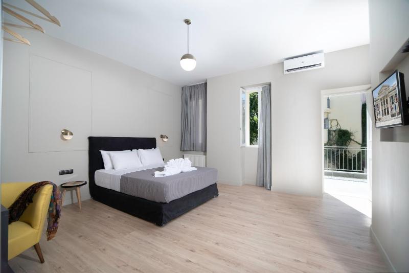 Arch Suite with Partial Acropolis View image 2