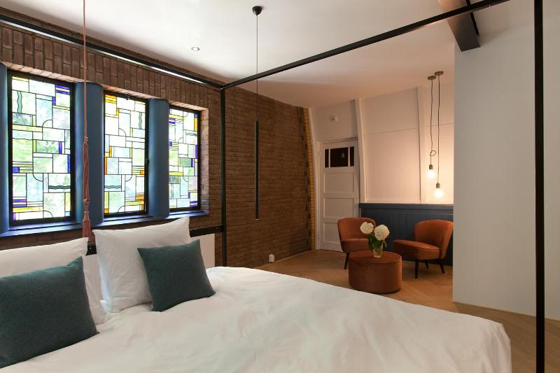 King Suite image 3
