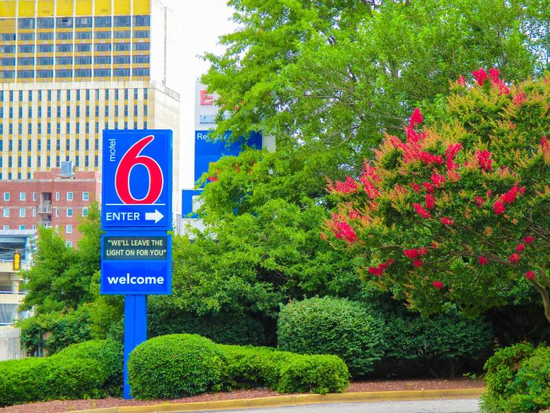 Motel 6-Memphis TN - Downtown - image 5