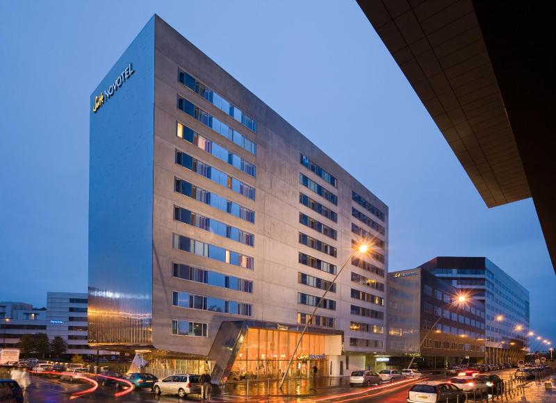 Novotel Suites Lille Europe - image 11
