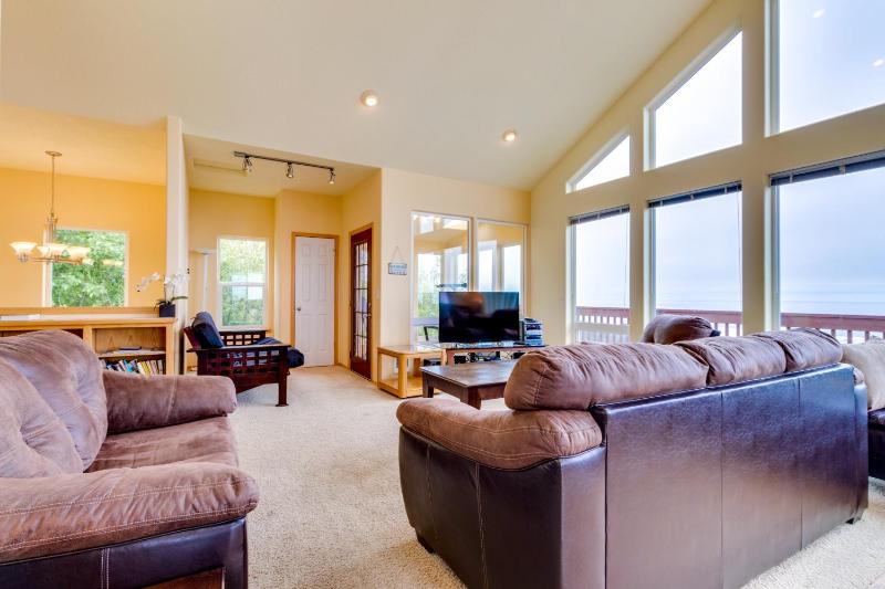 Three Bedroom House image 2