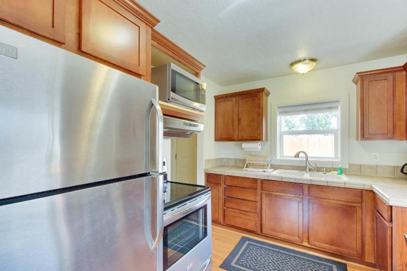 Two Bedroom House image 3
