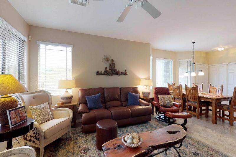Three Bedroom Apartment image 3