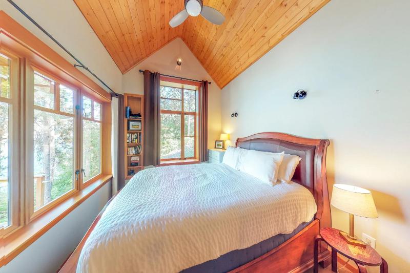 Two Bedroom House image 2