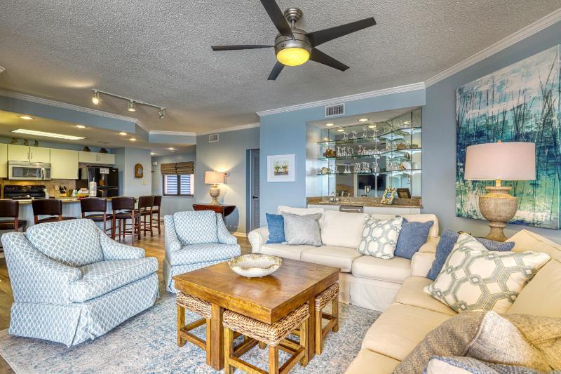 Three Bedroom Apartment image 3