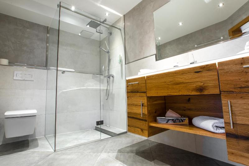 Junior Suite image 2