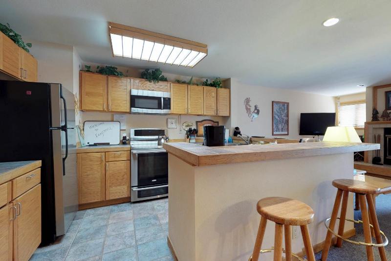 One Bedroom Apartment image 3