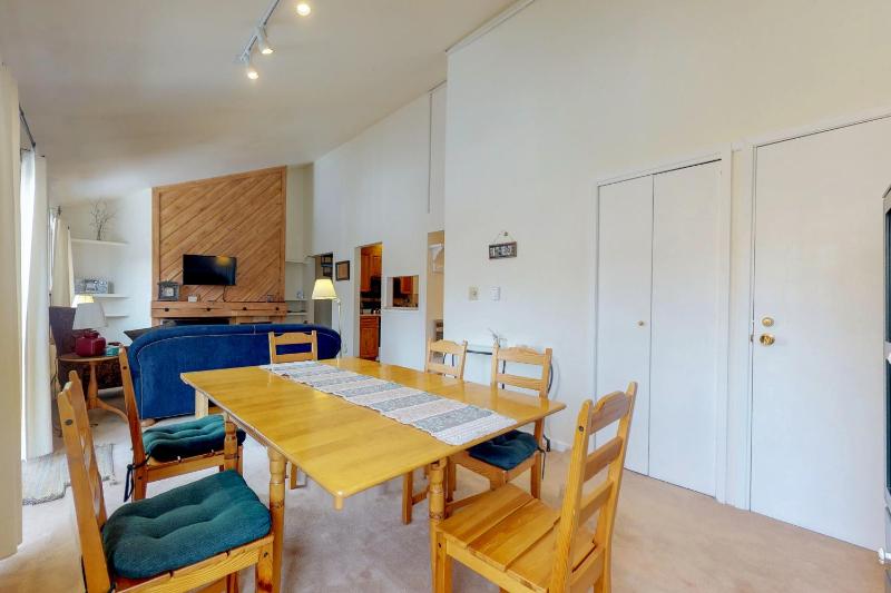 One Bedroom Apartment image 2