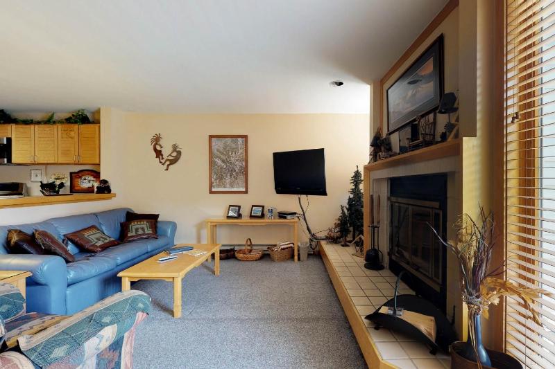 One Bedroom Apartment image 2