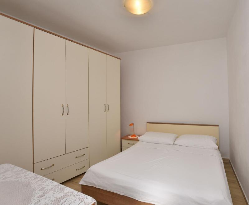 Apartment Milka - image 5