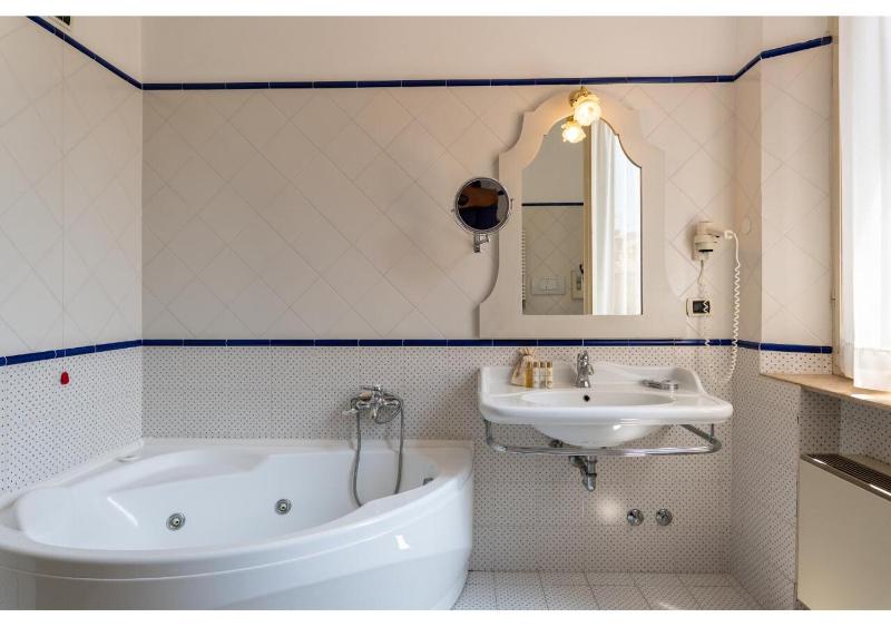 PHI Hotel Canalgrande - image 36