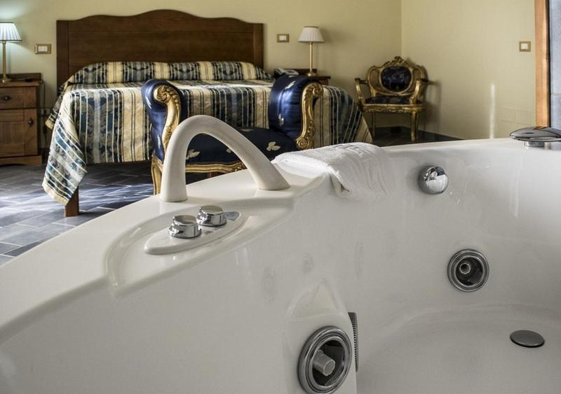 Junior Suite image 2