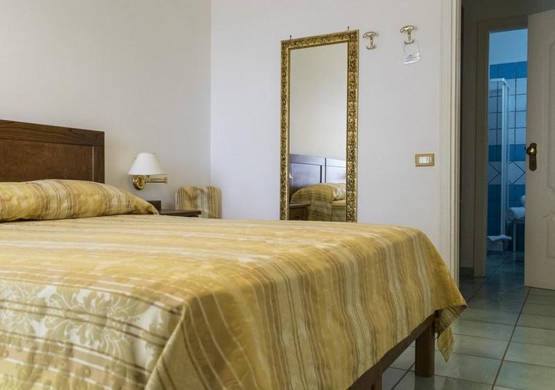 Double Room (1 Adult) image 2