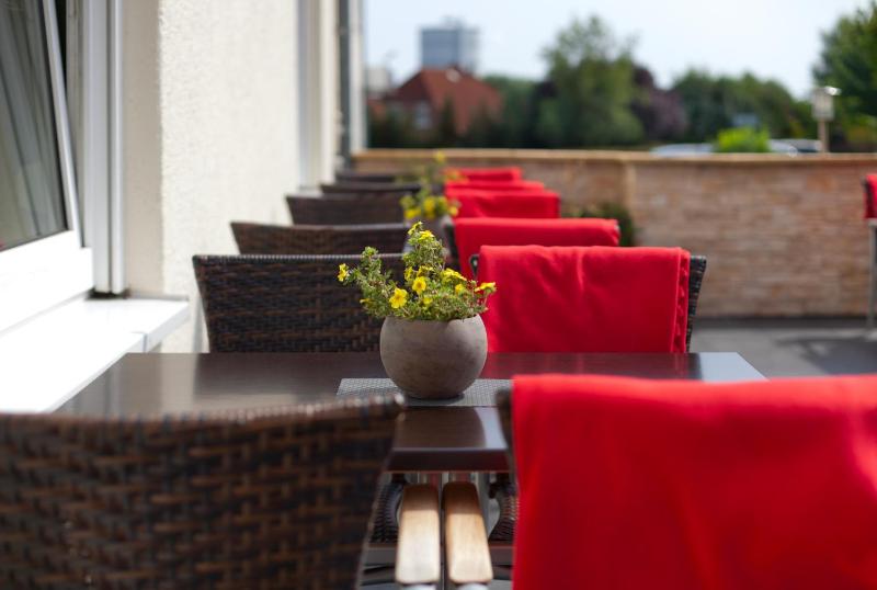 Tryp By Wyndham Luebeck Aquamarin - image 12