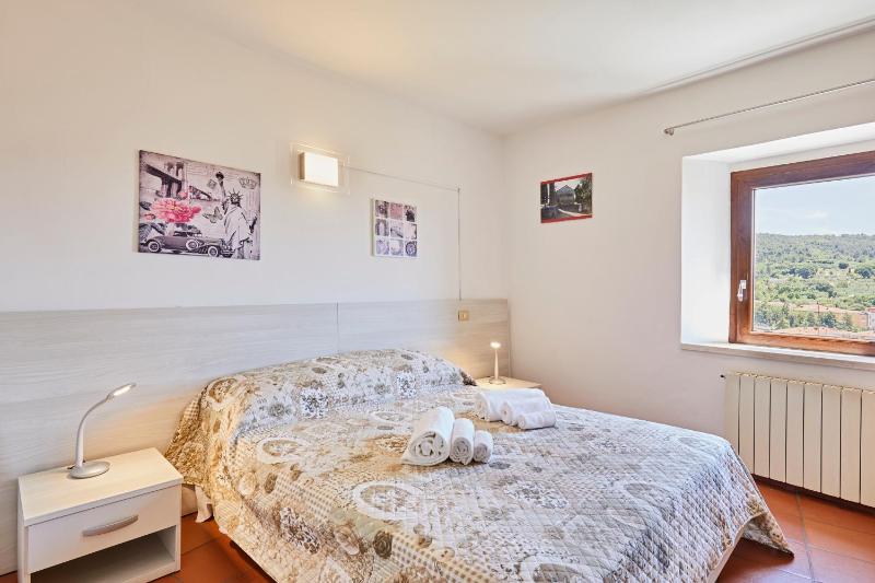 Double Room with Private Bathroom image 4