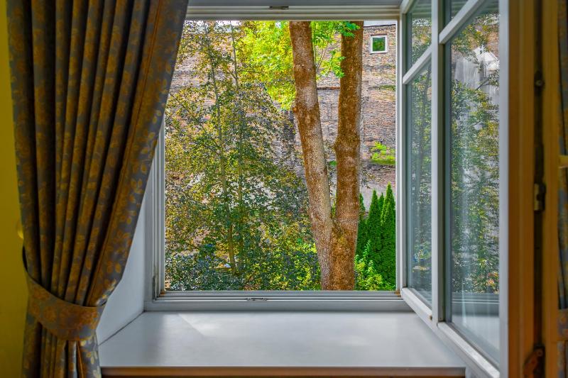 Standard Double Room image 1